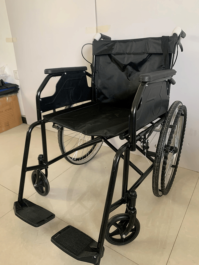 22輪可折疊輕便癱瘓老人多功能輪椅推車輪椅（黑架大軟）